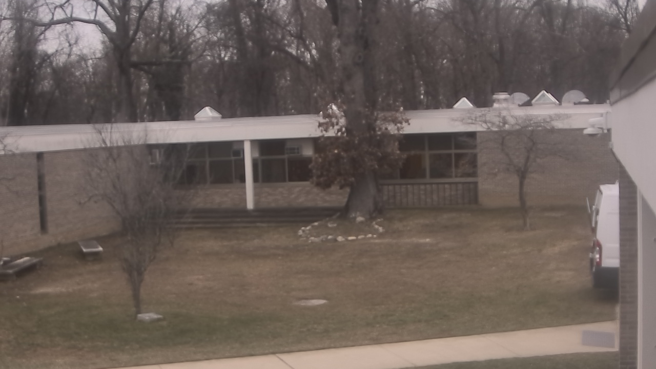 Thumbnail for current weather camera view from Cold Spring Harbor HS in Cold Spring Harbor, New York