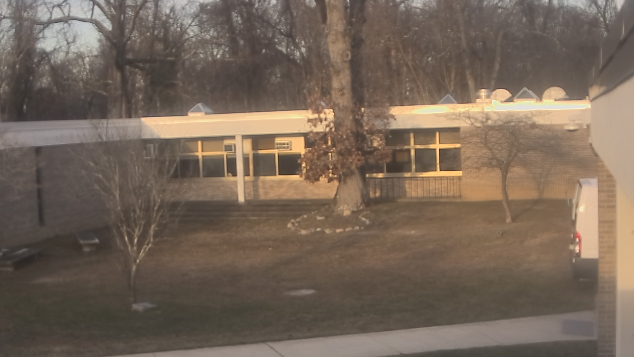 Thumbnail for current weather camera view from Cold Spring Harbor HS in Cold Spring Harbor, New York