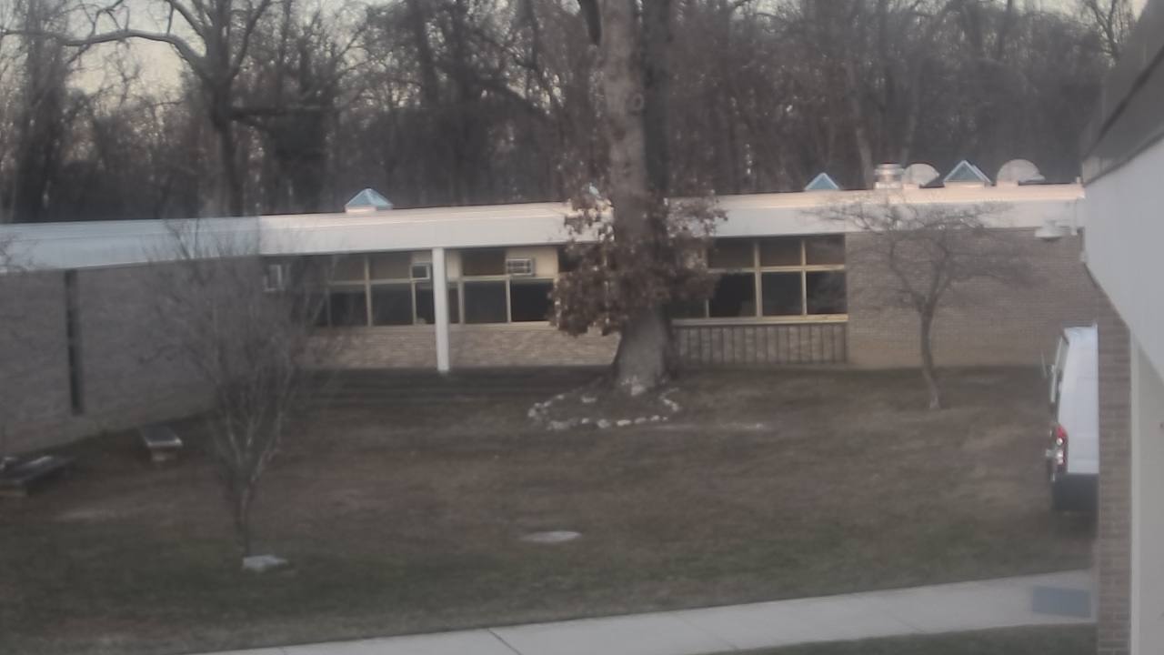 Thumbnail for current weather camera view from Cold Spring Harbor HS in Cold Spring Harbor, New York