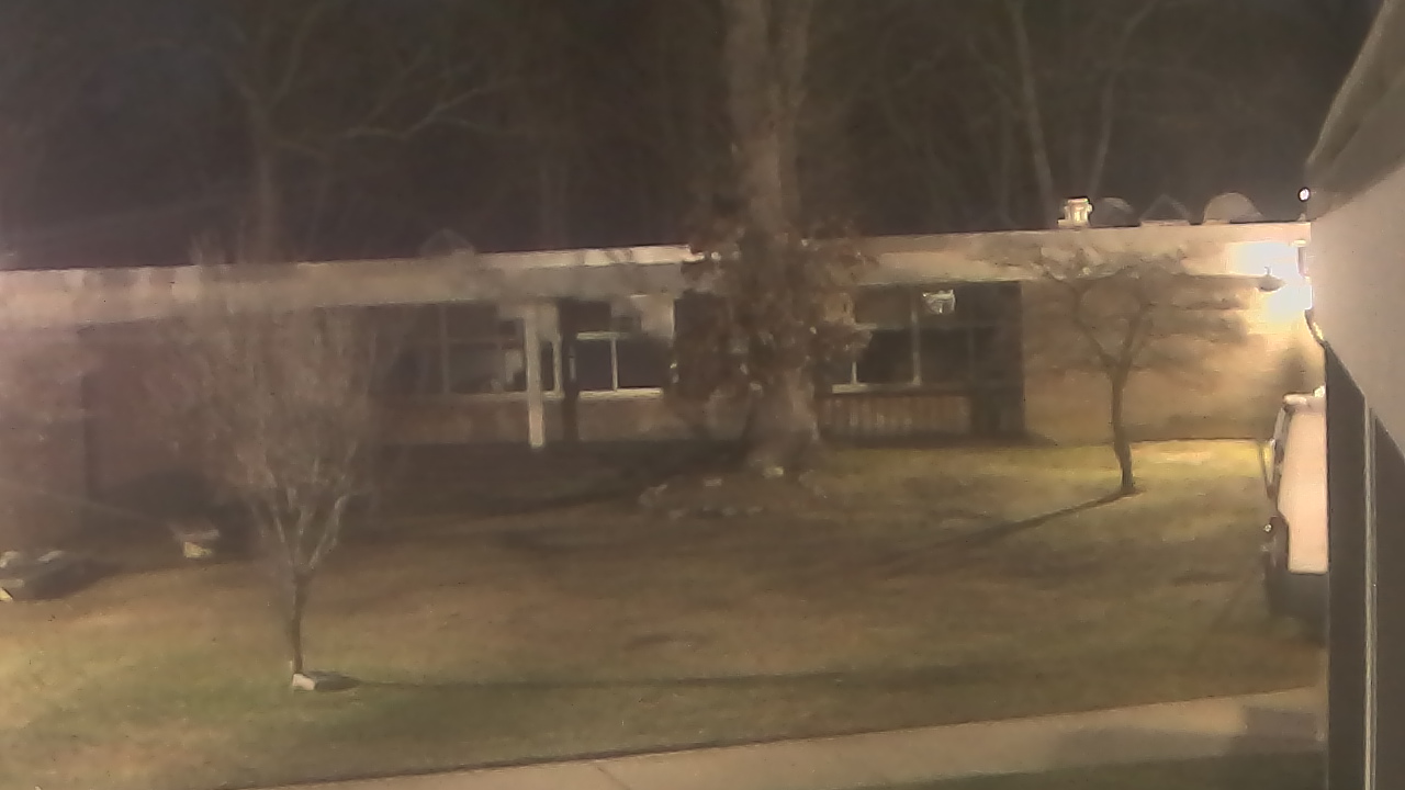 Thumbnail for current weather camera view from Cold Spring Harbor HS in Cold Spring Harbor, New York