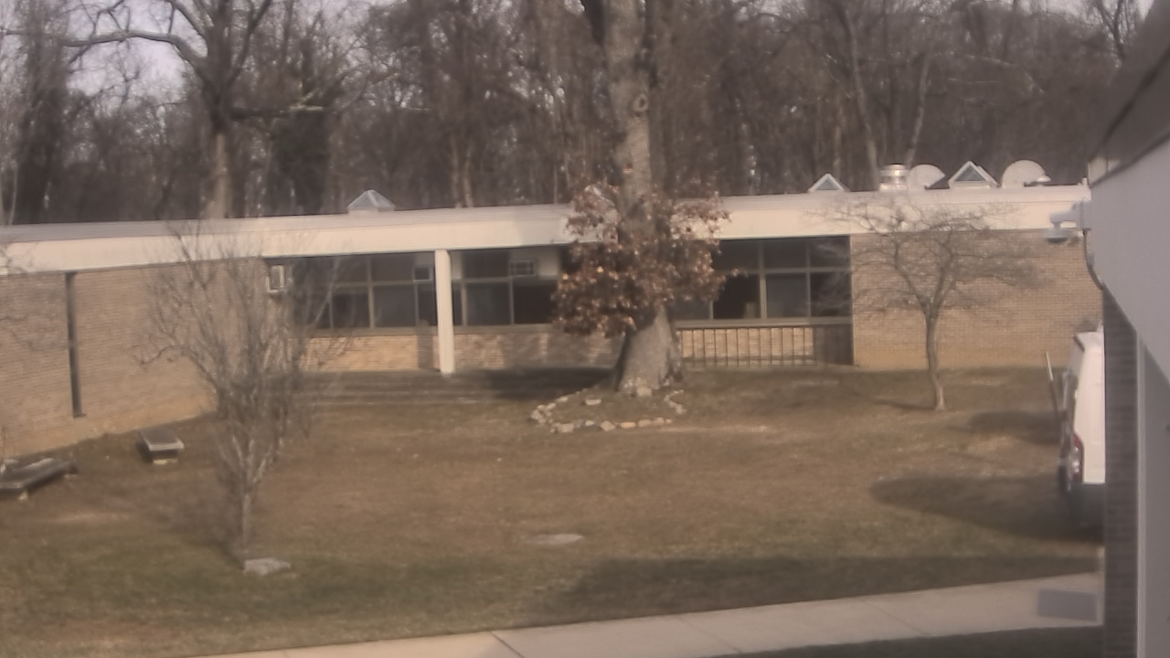 Thumbnail for current weather camera view from Cold Spring Harbor HS in Cold Spring Harbor, New York