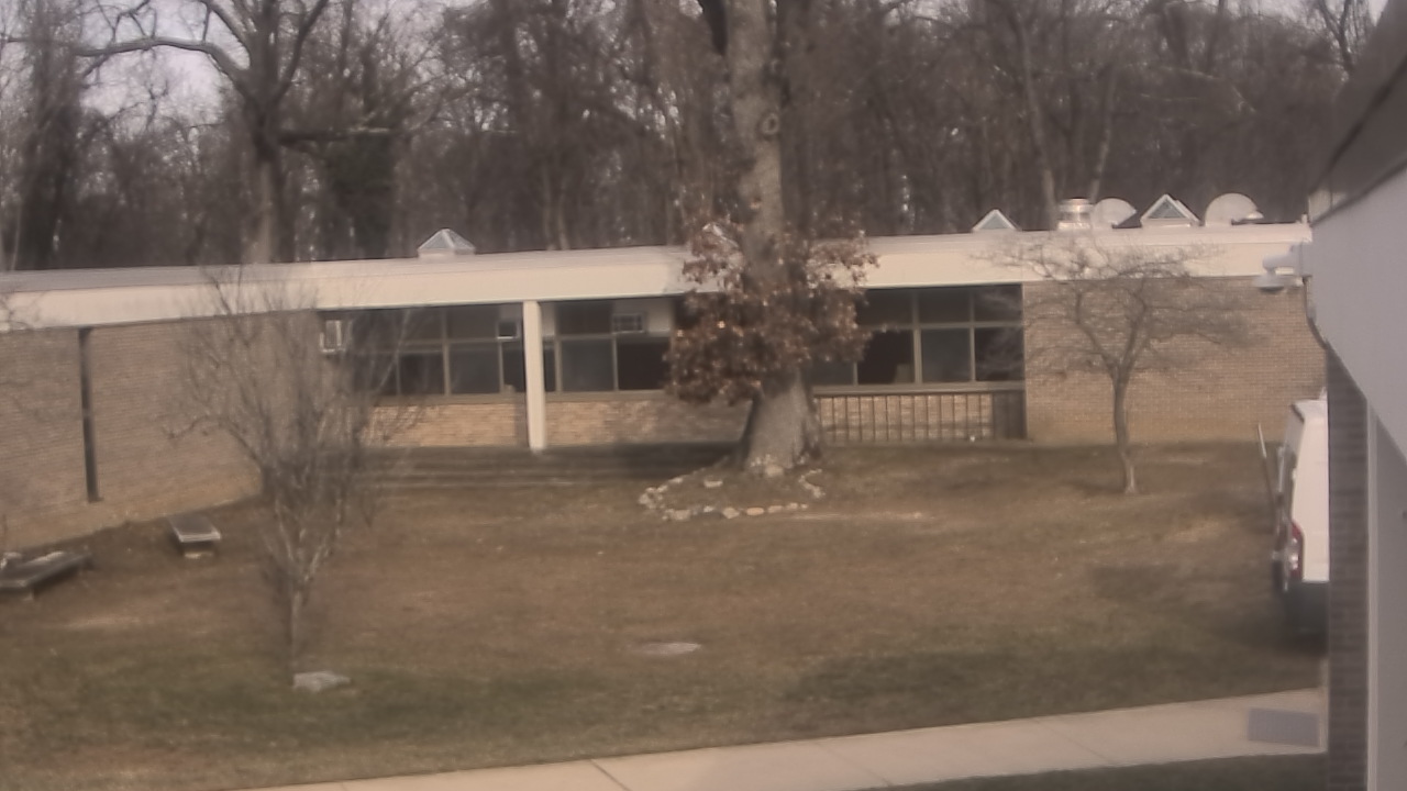 Thumbnail for current weather camera view from Cold Spring Harbor HS in Cold Spring Harbor, New York