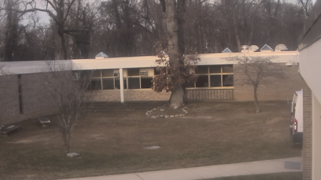 Thumbnail for current weather camera view from Cold Spring Harbor HS in Cold Spring Harbor, New York