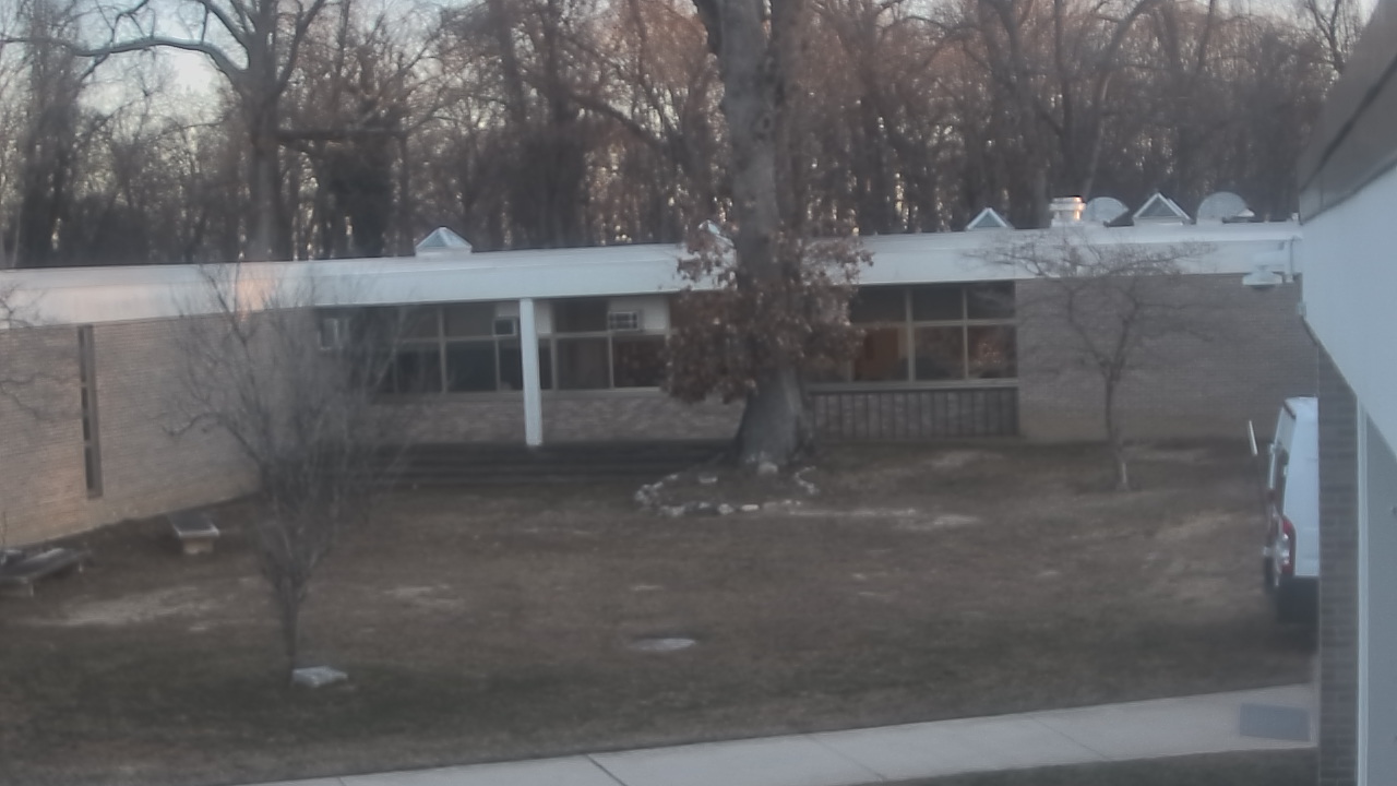 Thumbnail for current weather camera view from Cold Spring Harbor HS in Cold Spring Harbor, New York