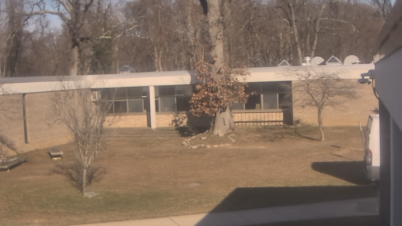 Thumbnail for current weather camera view from Cold Spring Harbor HS in Cold Spring Harbor, New York