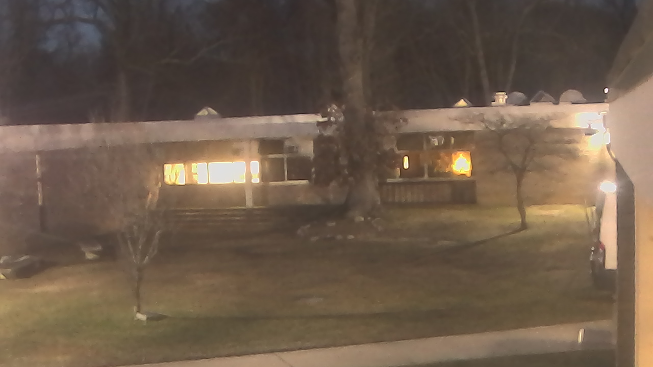 Thumbnail for current weather camera view from Cold Spring Harbor HS in Cold Spring Harbor, New York