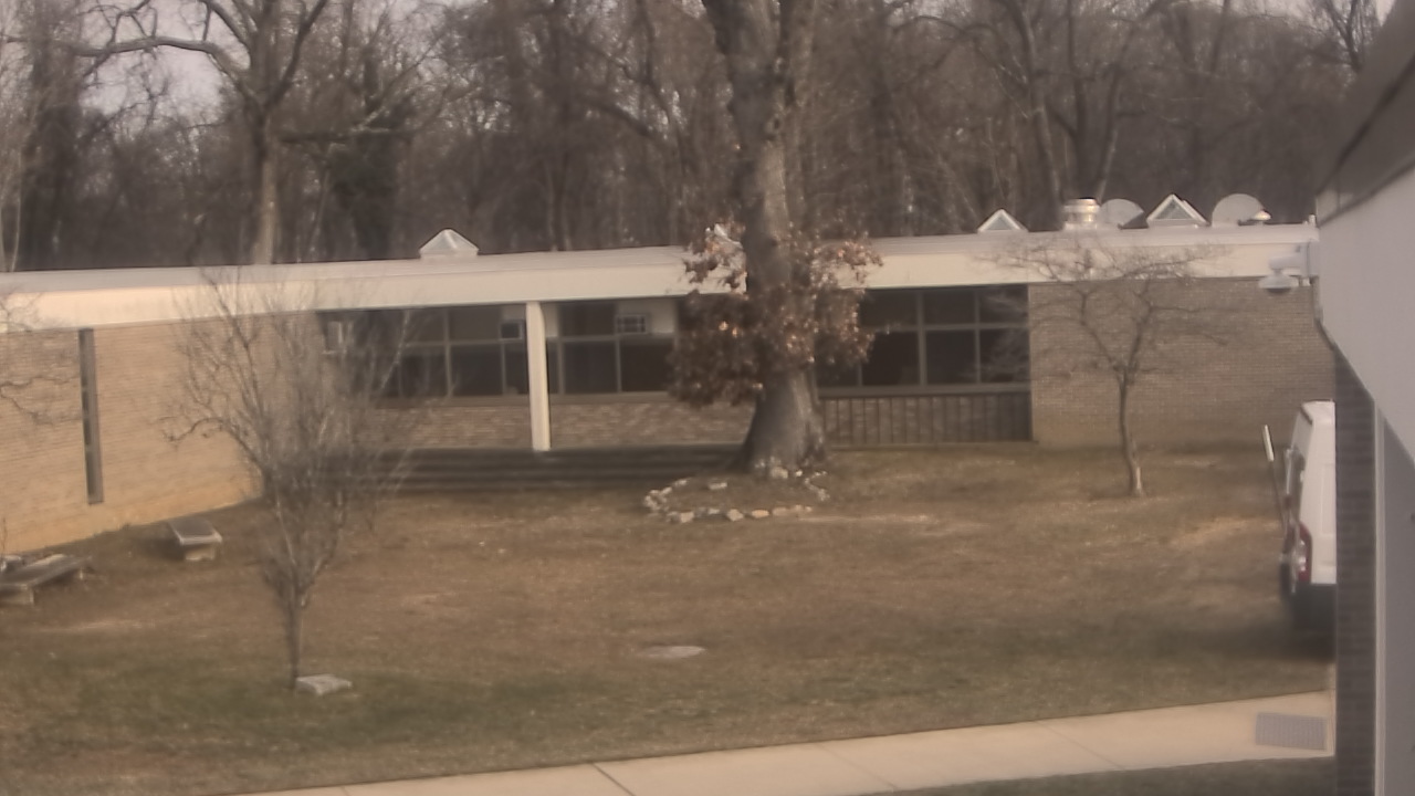 Thumbnail for current weather camera view from Cold Spring Harbor HS in Cold Spring Harbor, New York