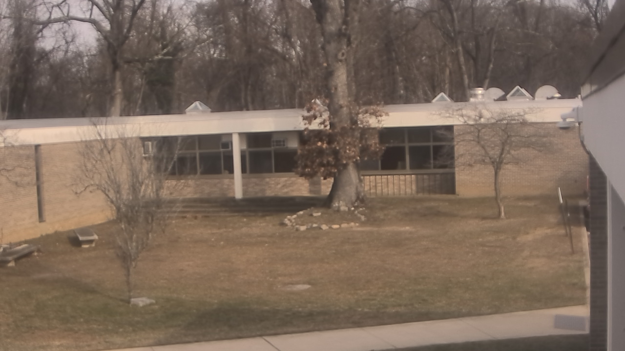 Thumbnail for current weather camera view from Cold Spring Harbor HS in Cold Spring Harbor, New York