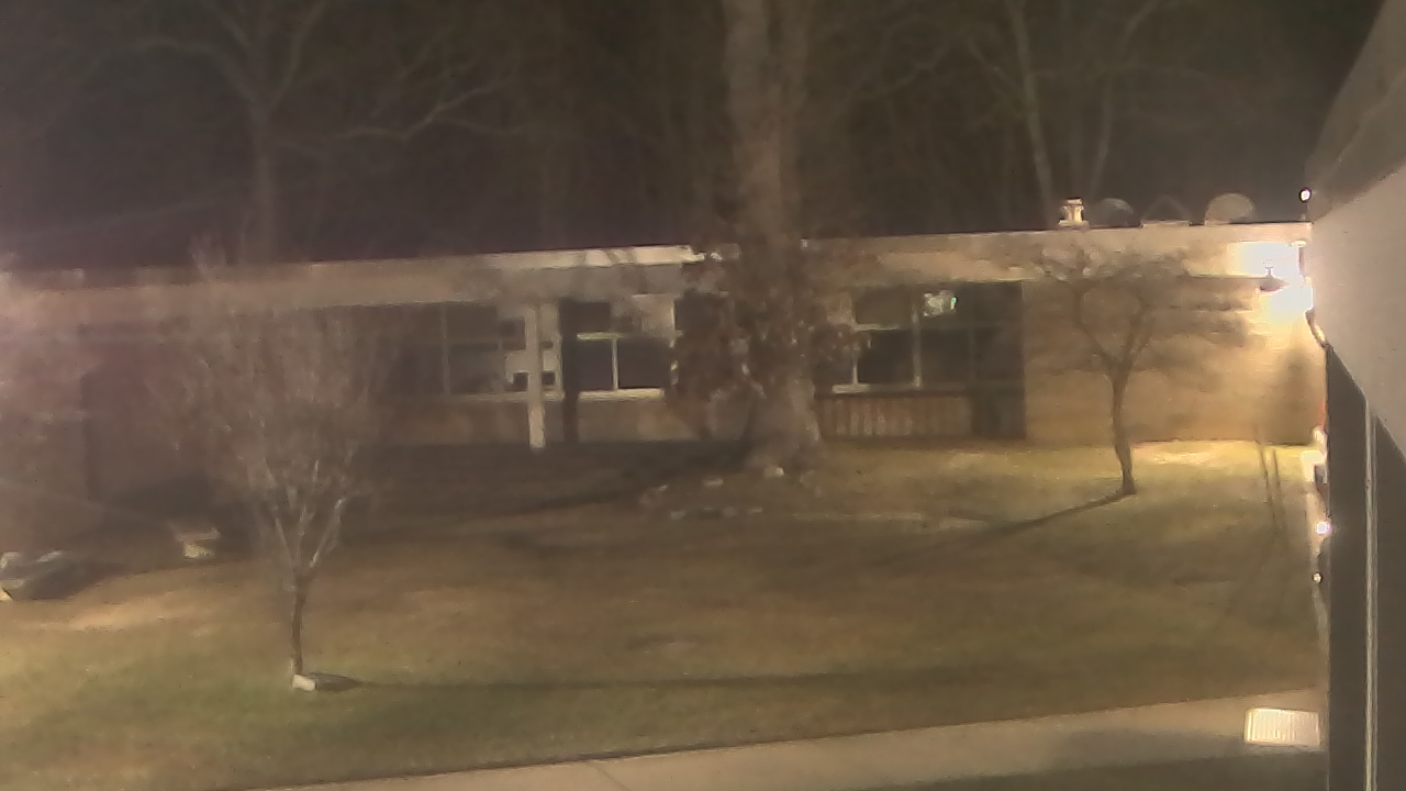 Thumbnail for current weather camera view from Cold Spring Harbor HS in Cold Spring Harbor, New York