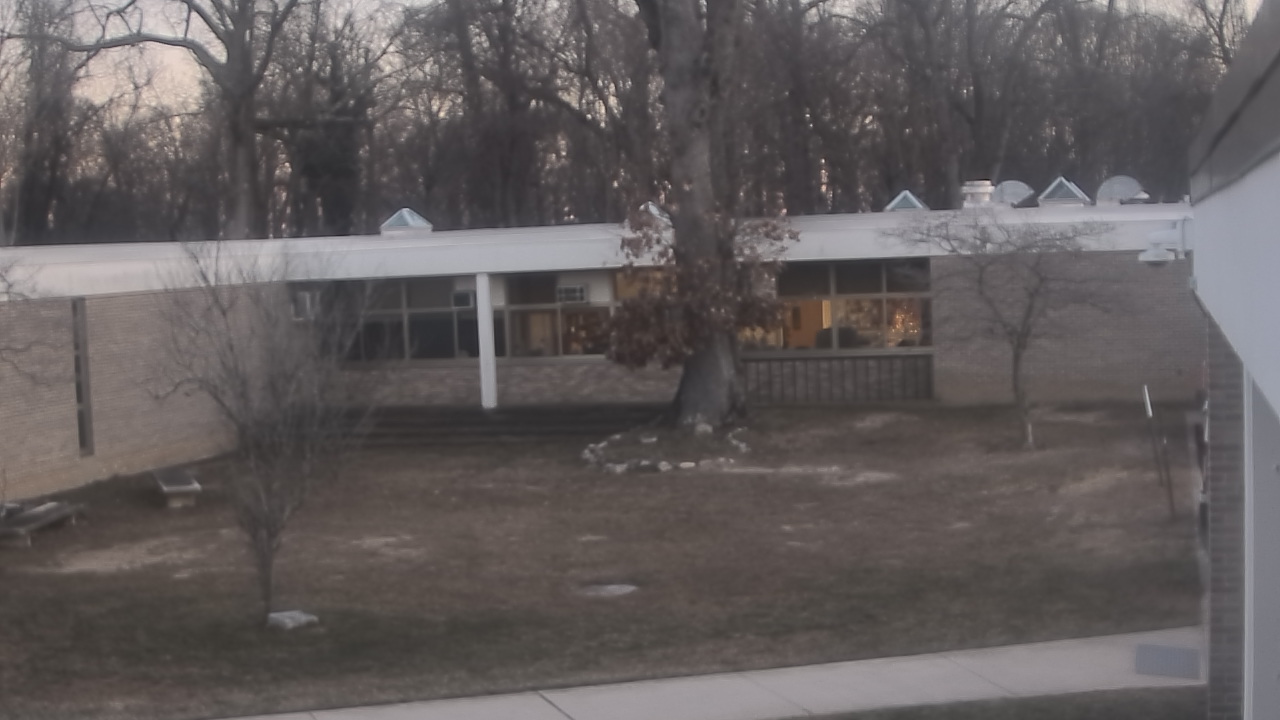 Thumbnail for current weather camera view from Cold Spring Harbor HS in Cold Spring Harbor, New York