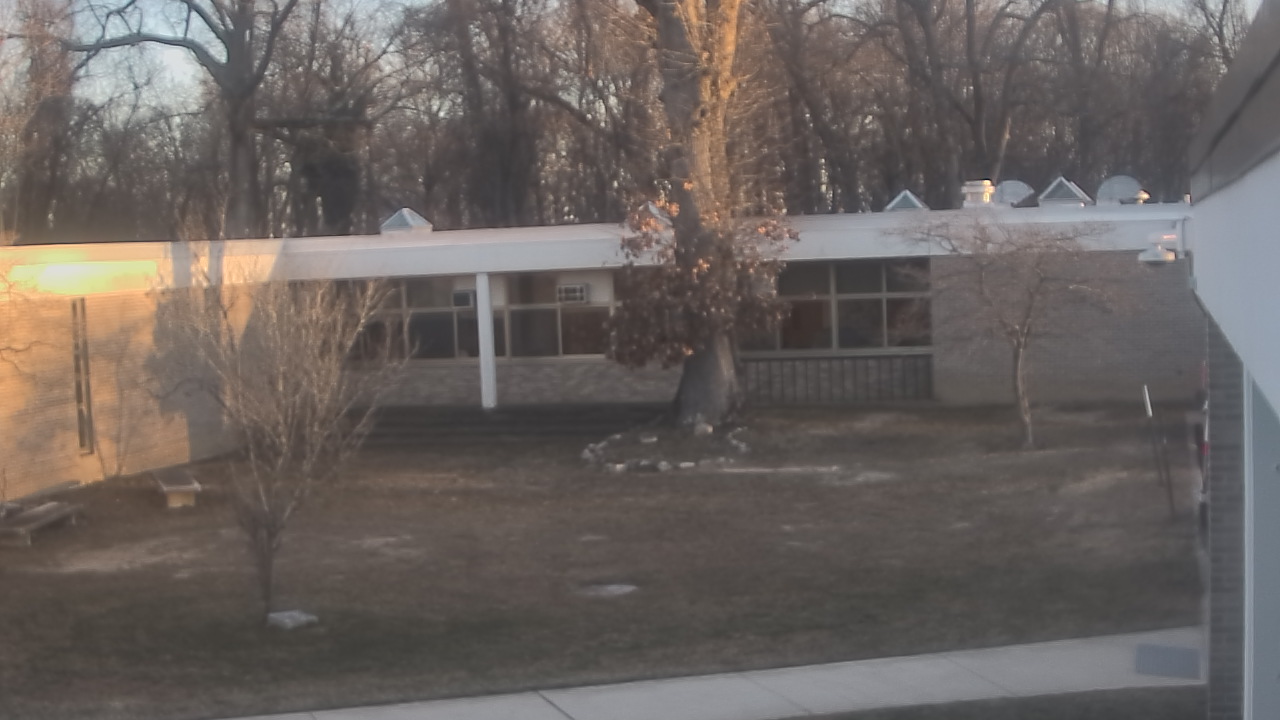 Thumbnail for current weather camera view from Cold Spring Harbor HS in Cold Spring Harbor, New York