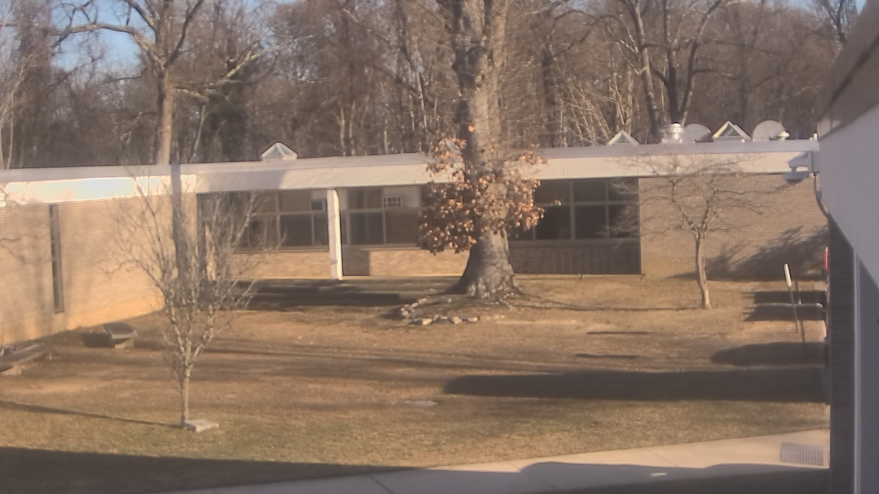 Thumbnail for current weather camera view from Cold Spring Harbor HS in Cold Spring Harbor, New York