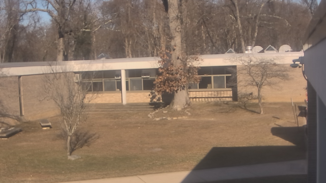 Thumbnail for current weather camera view from Cold Spring Harbor HS in Cold Spring Harbor, New York