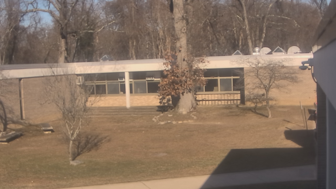 Thumbnail for current weather camera view from Cold Spring Harbor HS in Cold Spring Harbor, New York