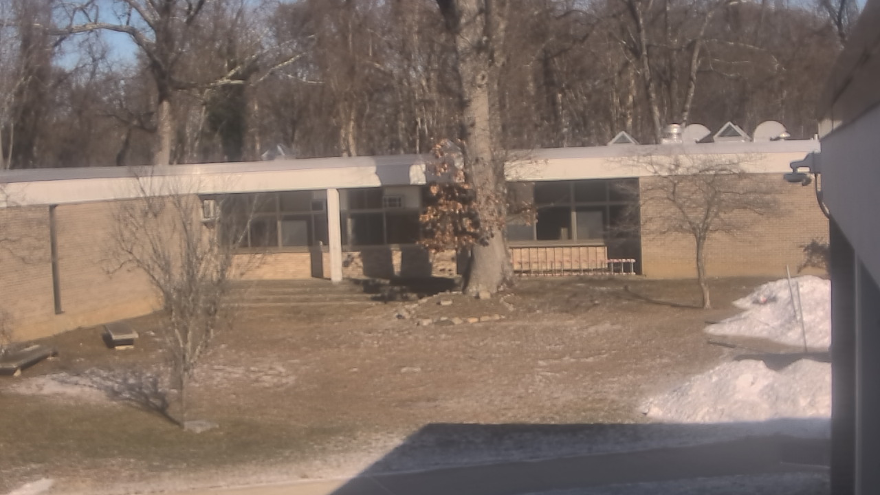 Thumbnail for current weather camera view from Cold Spring Harbor HS in Cold Spring Harbor, New York