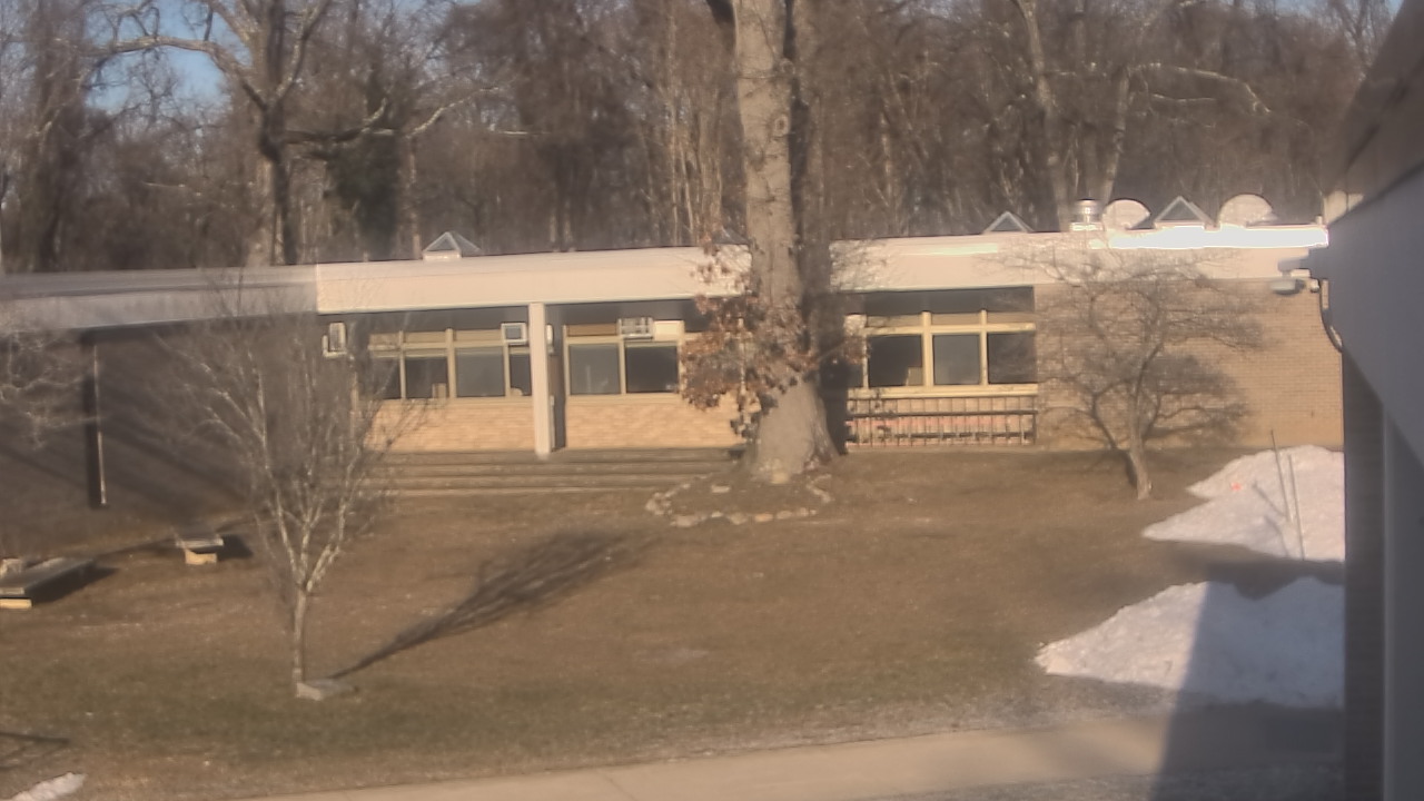 Thumbnail for current weather camera view from Cold Spring Harbor HS in Cold Spring Harbor, New York