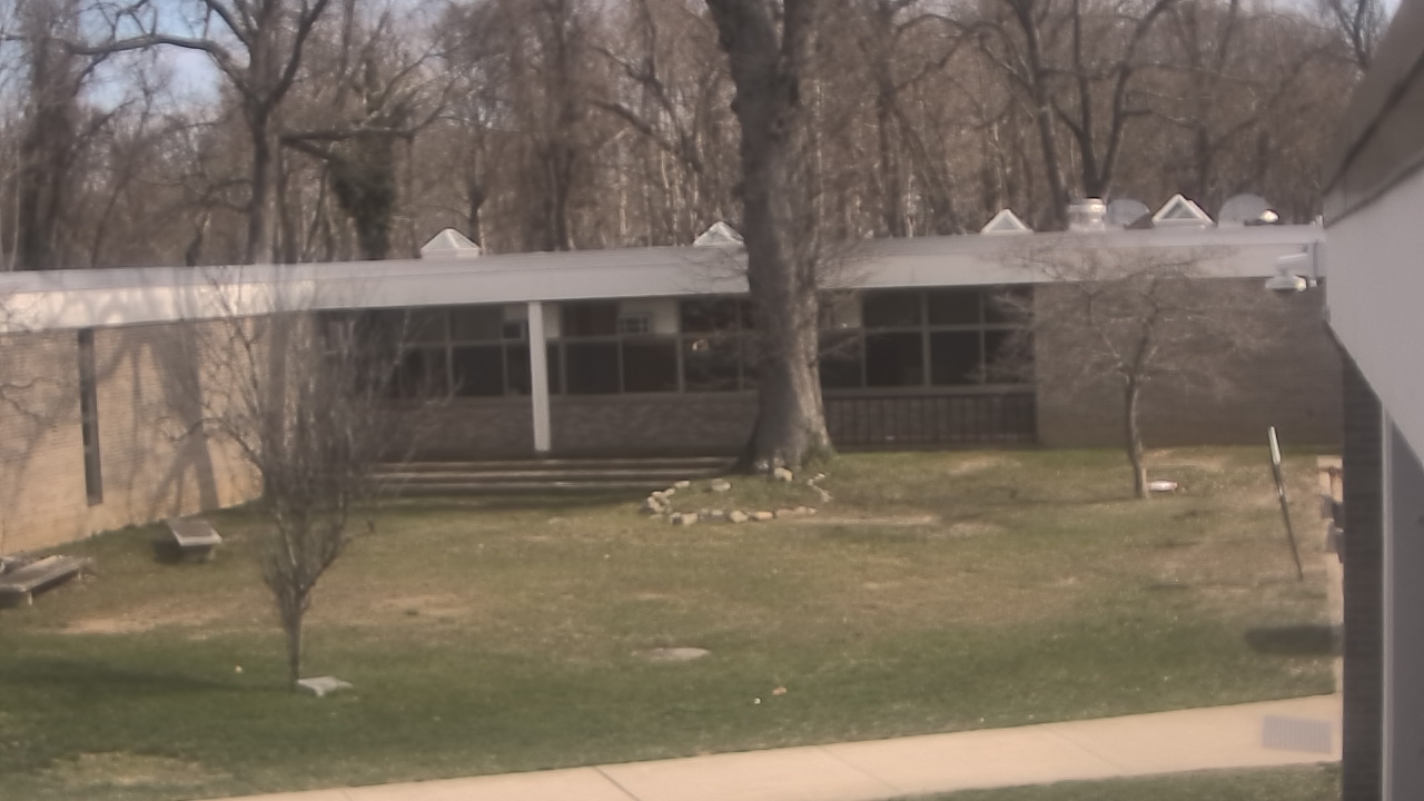 Thumbnail for current weather camera view from Cold Spring Harbor HS in Cold Spring Harbor, New York