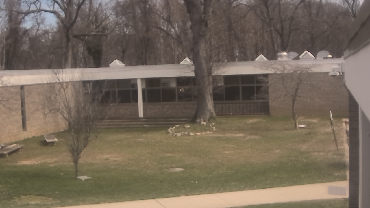 Thumbnail for current weather camera view from Cold Spring Harbor HS in Cold Spring Harbor, New York