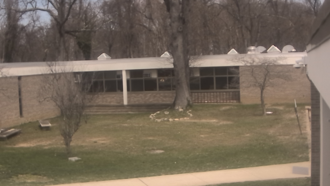 Thumbnail for current weather camera view from Cold Spring Harbor HS in Cold Spring Harbor, New York