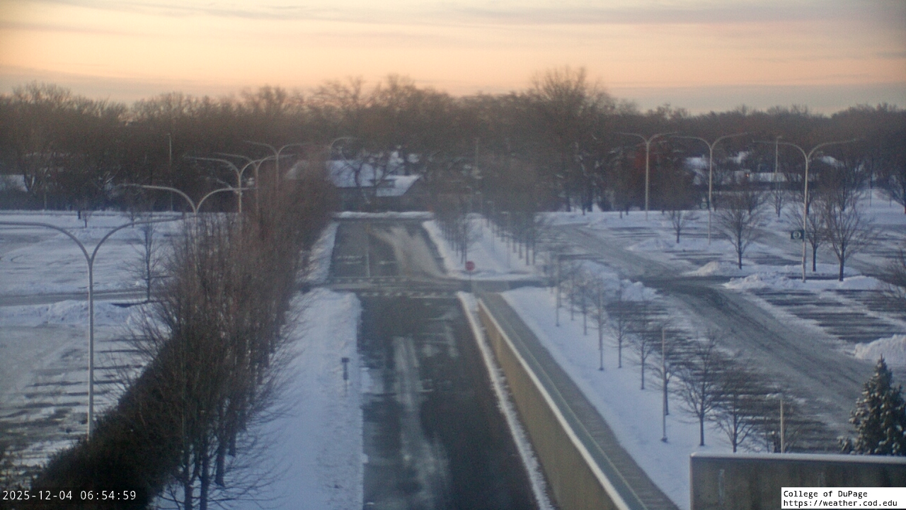 Thumbnail for current weather camera view from College of DuPage in Glen Ellyn, Illinois