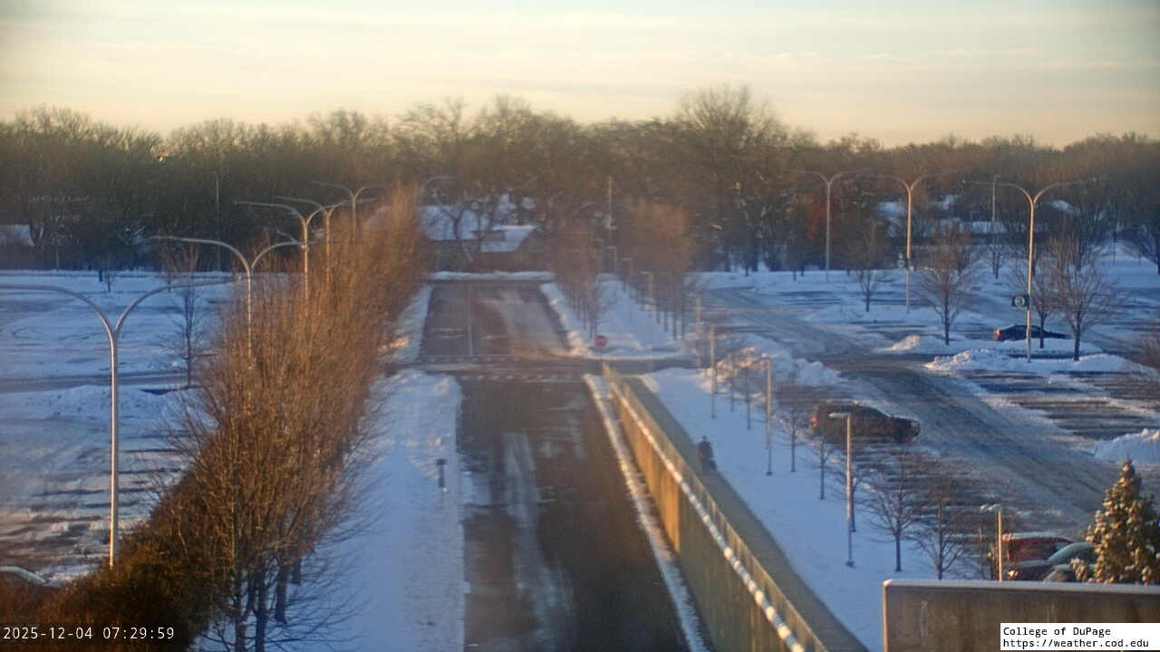 Thumbnail for current weather camera view from College of DuPage in Glen Ellyn, Illinois