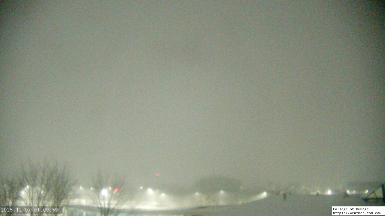 Thumbnail for current weather camera view from College of DuPage in Glen Ellyn, Illinois
