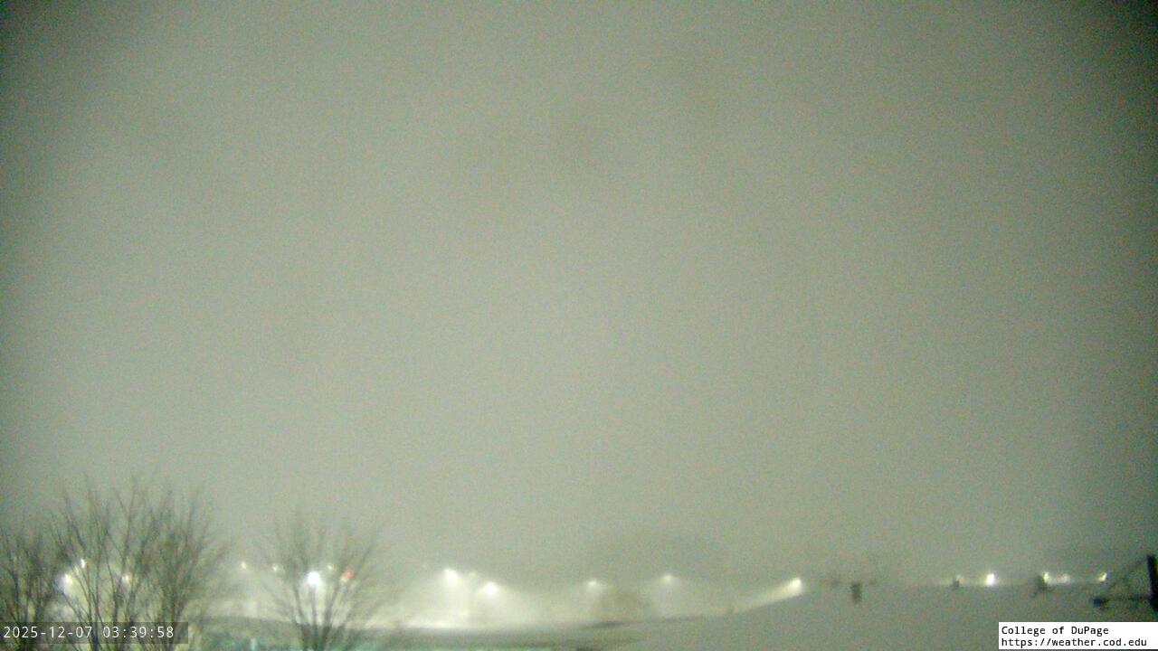 Thumbnail for current weather camera view from College of DuPage in Glen Ellyn, Illinois