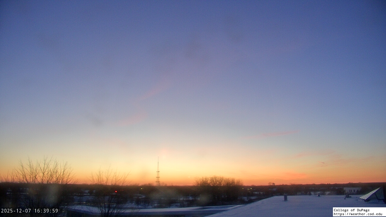 Thumbnail for current weather camera view from College of DuPage in Glen Ellyn, Illinois