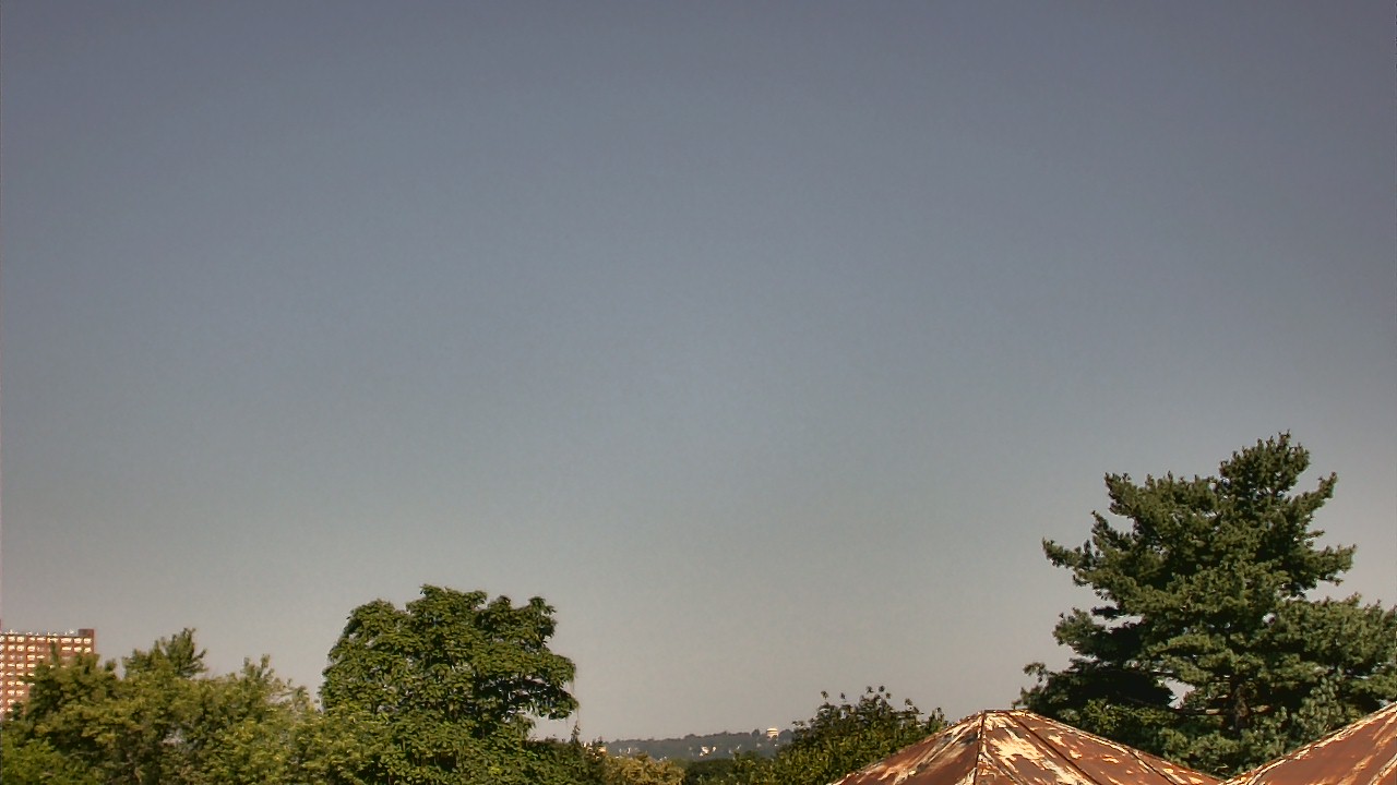 Thumbnail for current weather camera view from Benjamin Banneker Charter School in Cambridge, Massachusetts