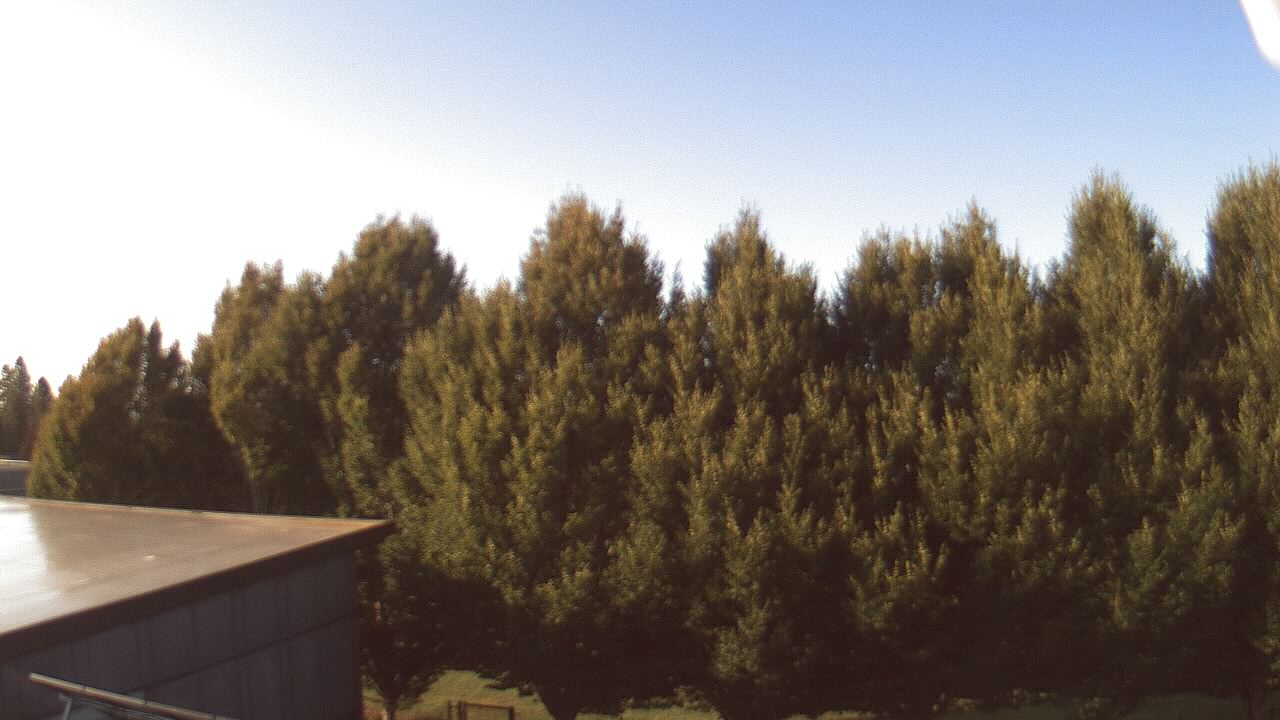 Thumbnail for current weather camera view from Hayes Freedom HS in Camas, Washington