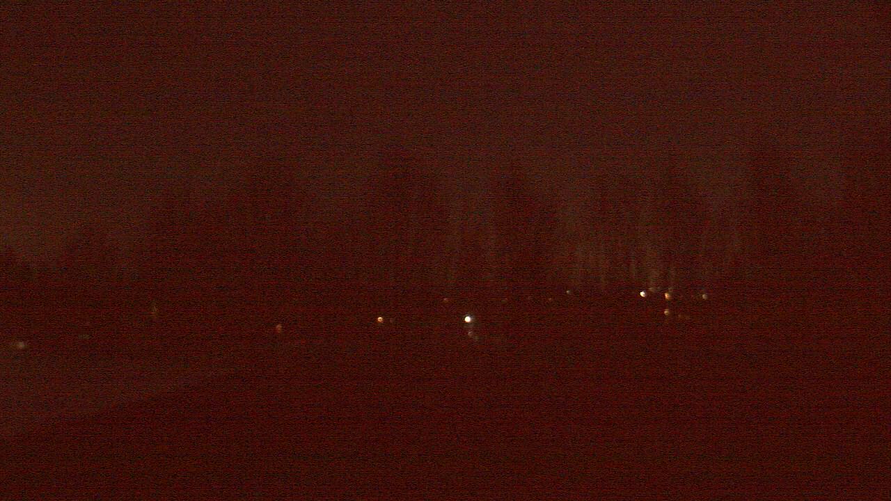 Thumbnail for current weather camera view from Hayes Freedom HS in Camas, Washington