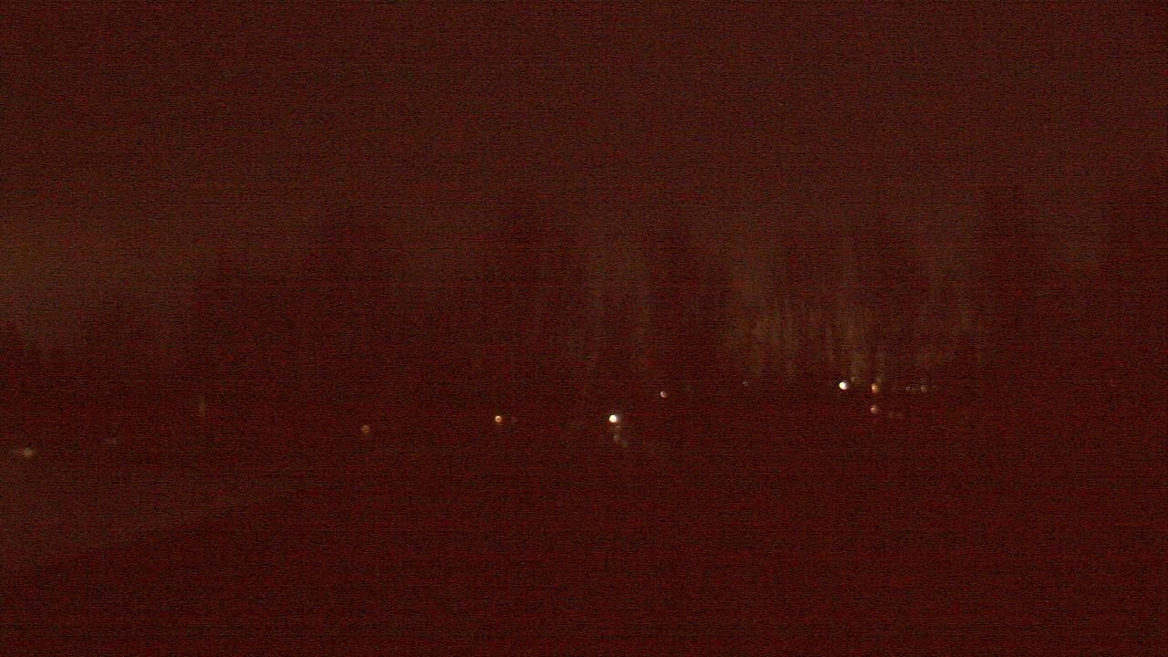 Thumbnail for current weather camera view from Hayes Freedom HS in Camas, Washington