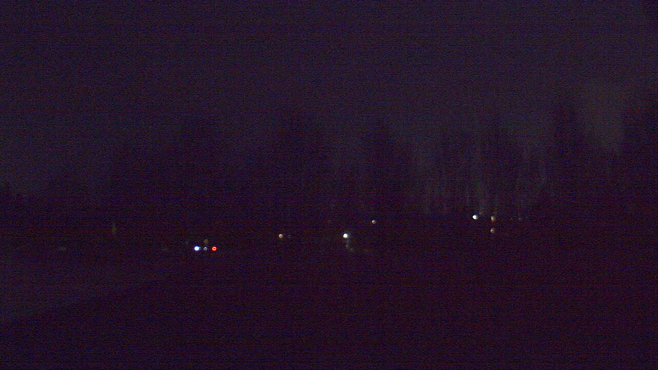Thumbnail for current weather camera view from Hayes Freedom HS in Camas, Washington