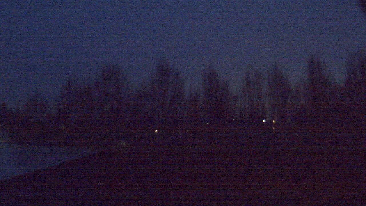 Thumbnail for current weather camera view from Hayes Freedom HS in Camas, Washington