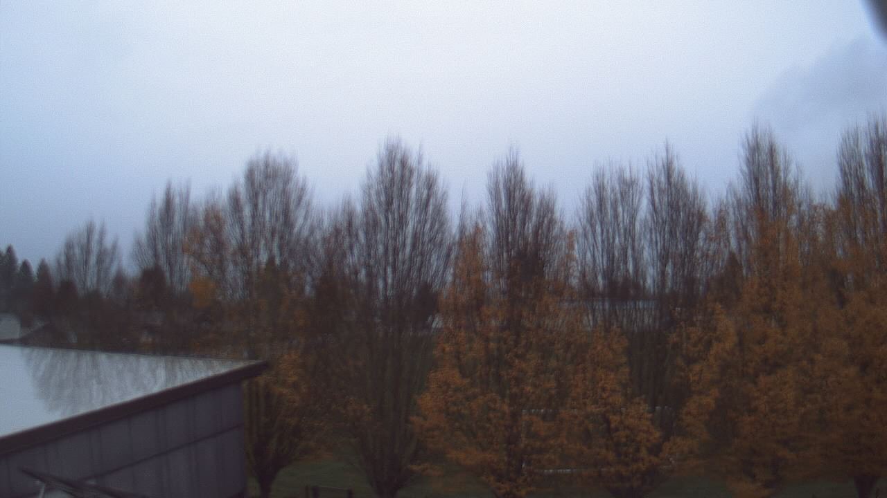 Thumbnail for current weather camera view from Hayes Freedom HS in Camas, Washington