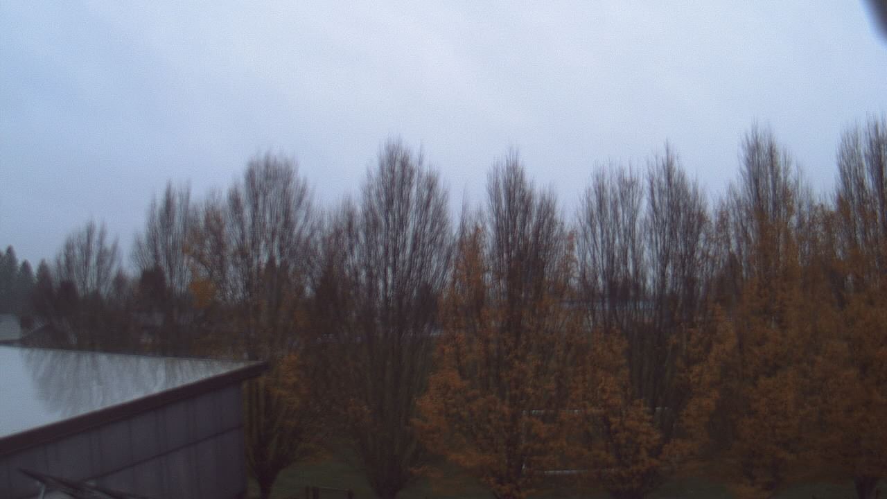 Thumbnail for current weather camera view from Hayes Freedom HS in Camas, Washington