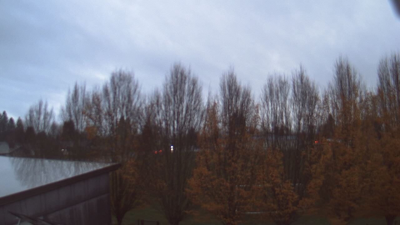 Thumbnail for current weather camera view from Hayes Freedom HS in Camas, Washington