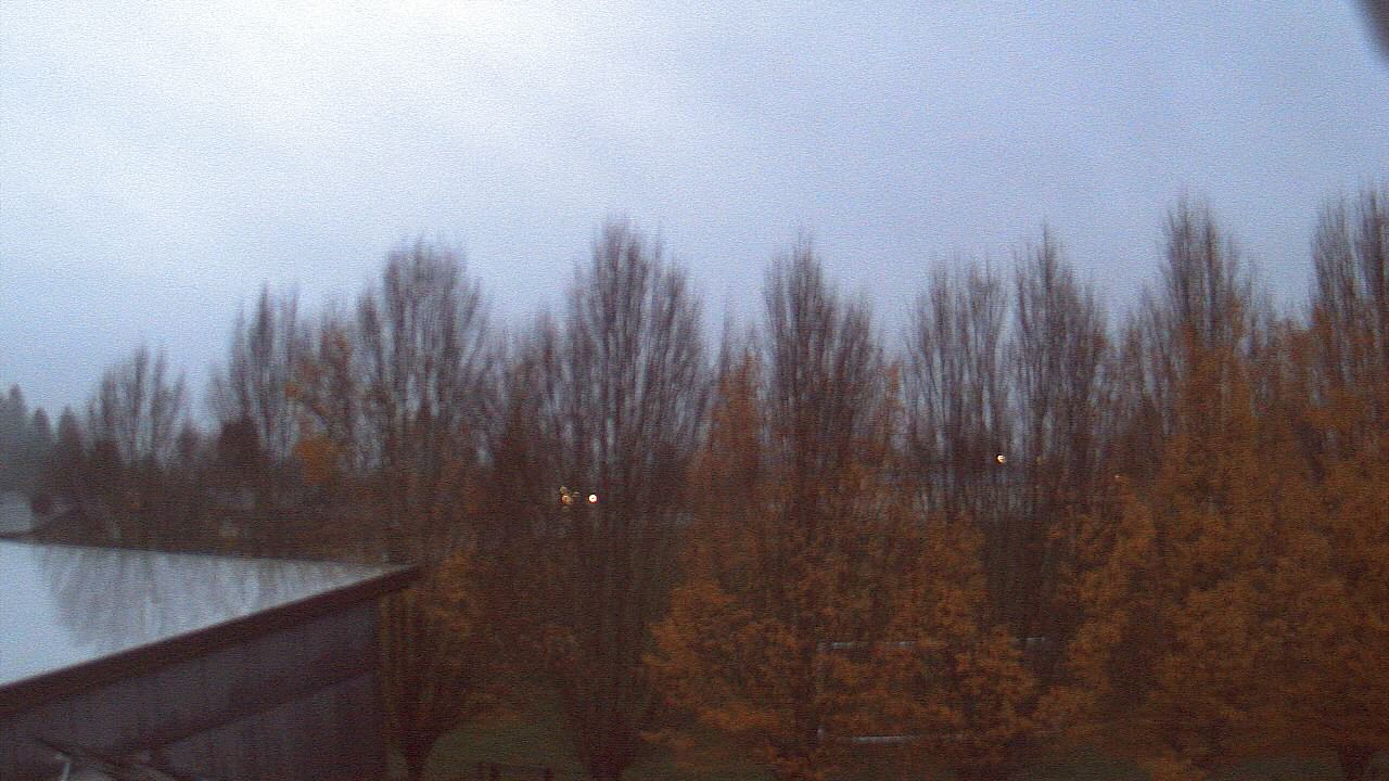 Thumbnail for current weather camera view from Hayes Freedom HS in Camas, Washington