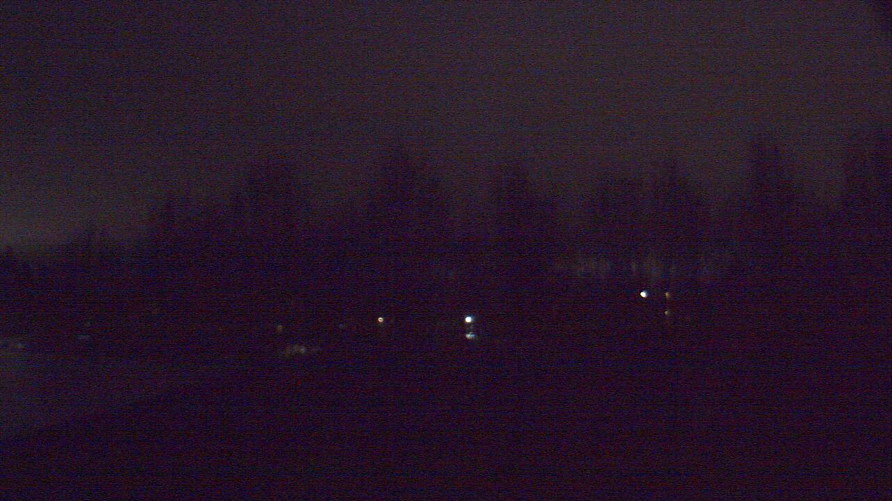 Thumbnail for current weather camera view from Hayes Freedom HS in Camas, Washington