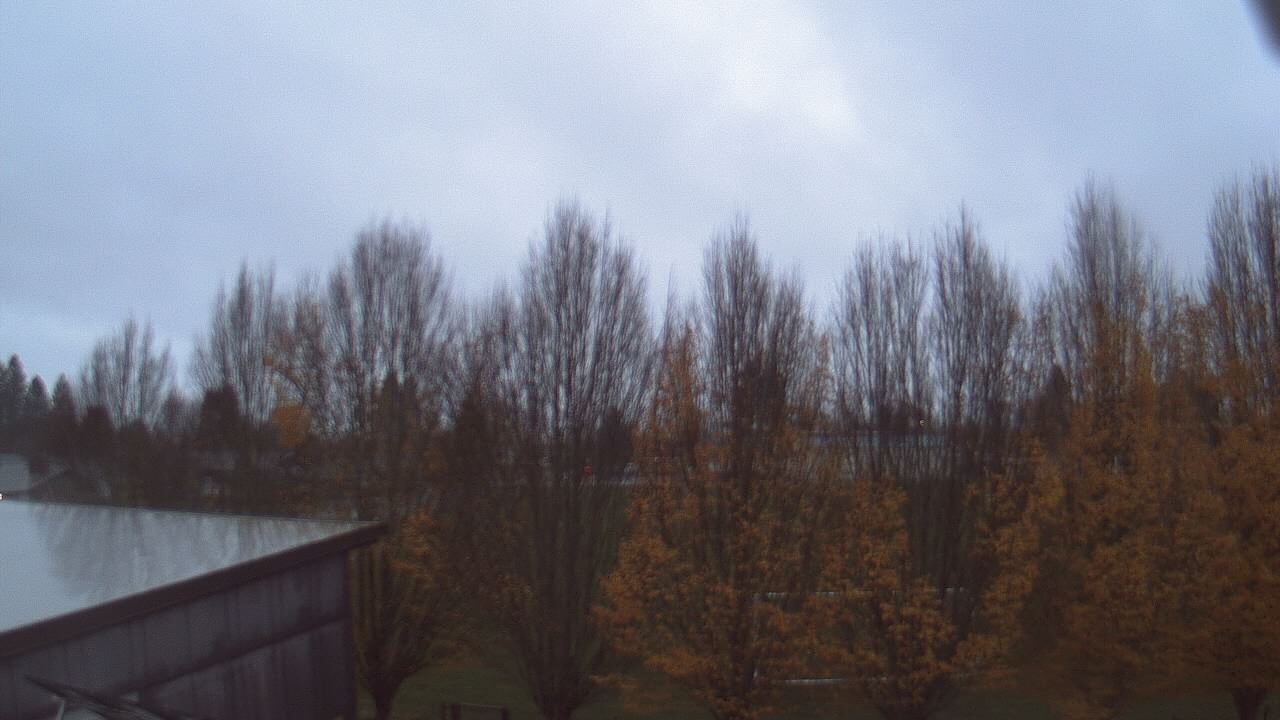 Thumbnail for current weather camera view from Hayes Freedom HS in Camas, Washington