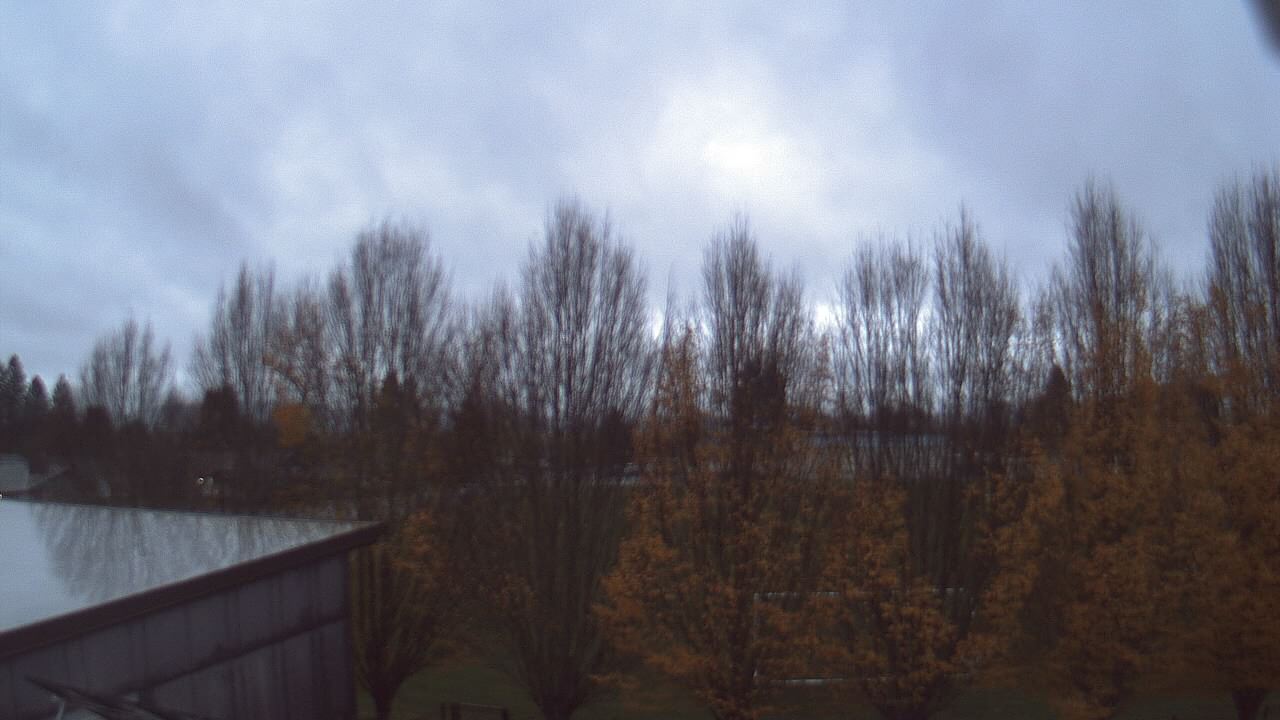 Thumbnail for current weather camera view from Hayes Freedom HS in Camas, Washington