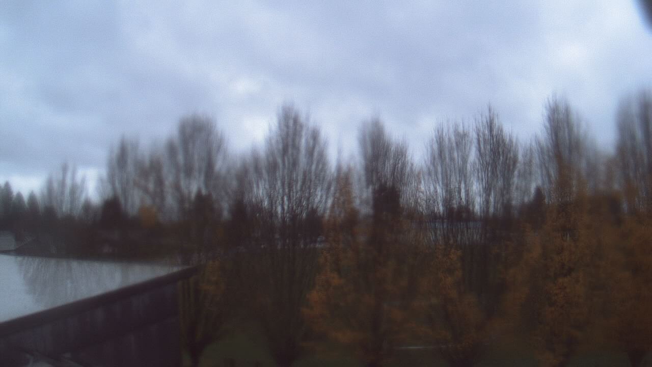 Thumbnail for current weather camera view from Hayes Freedom HS in Camas, Washington