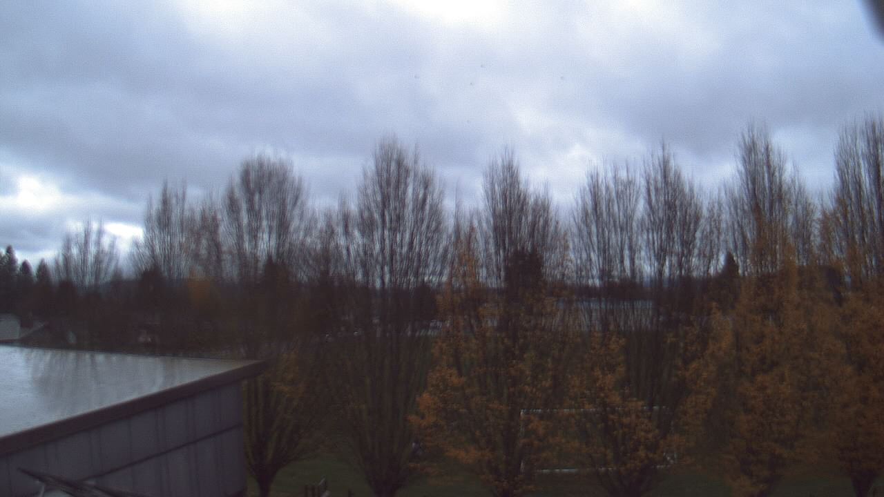 Thumbnail for current weather camera view from Hayes Freedom HS in Camas, Washington