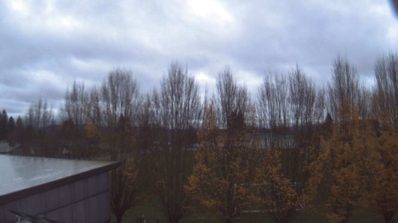 Thumbnail for current weather camera view from Hayes Freedom HS in Camas, Washington
