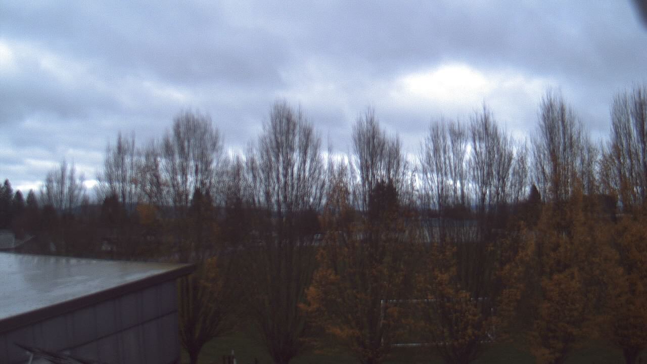 Thumbnail for current weather camera view from Hayes Freedom HS in Camas, Washington