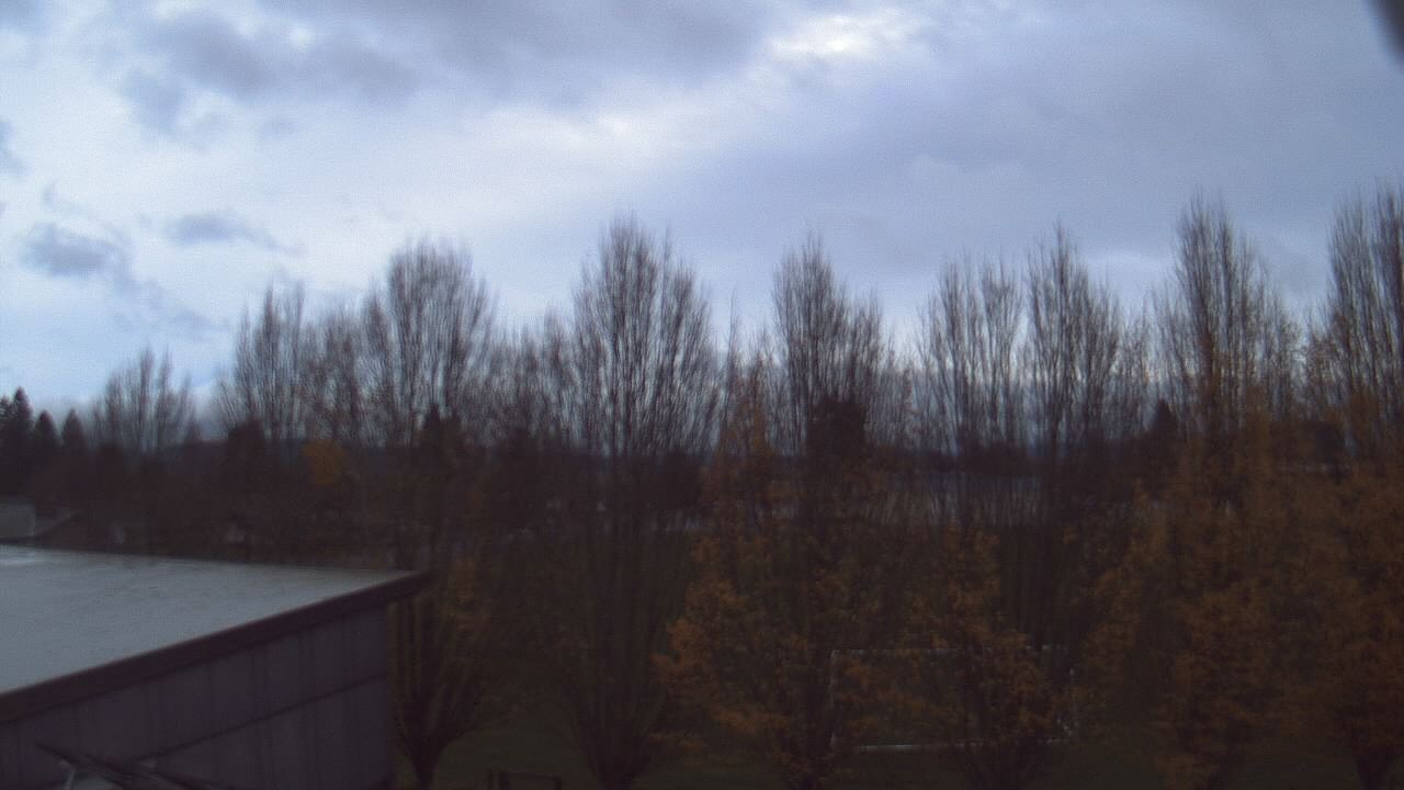 Thumbnail for current weather camera view from Hayes Freedom HS in Camas, Washington
