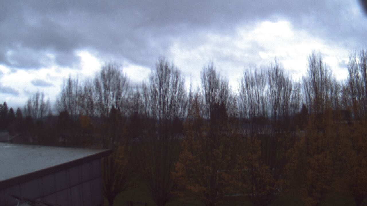 Thumbnail for current weather camera view from Hayes Freedom HS in Camas, Washington