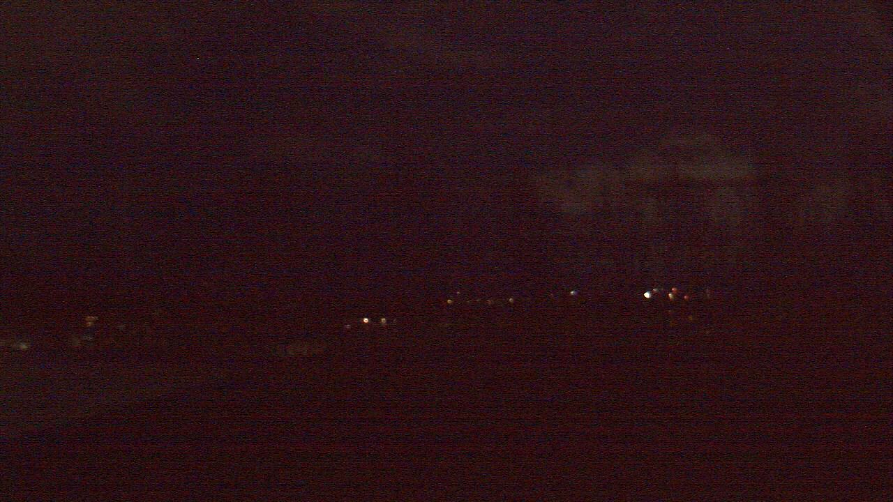 Thumbnail for current weather camera view from Hayes Freedom HS in Camas, Washington