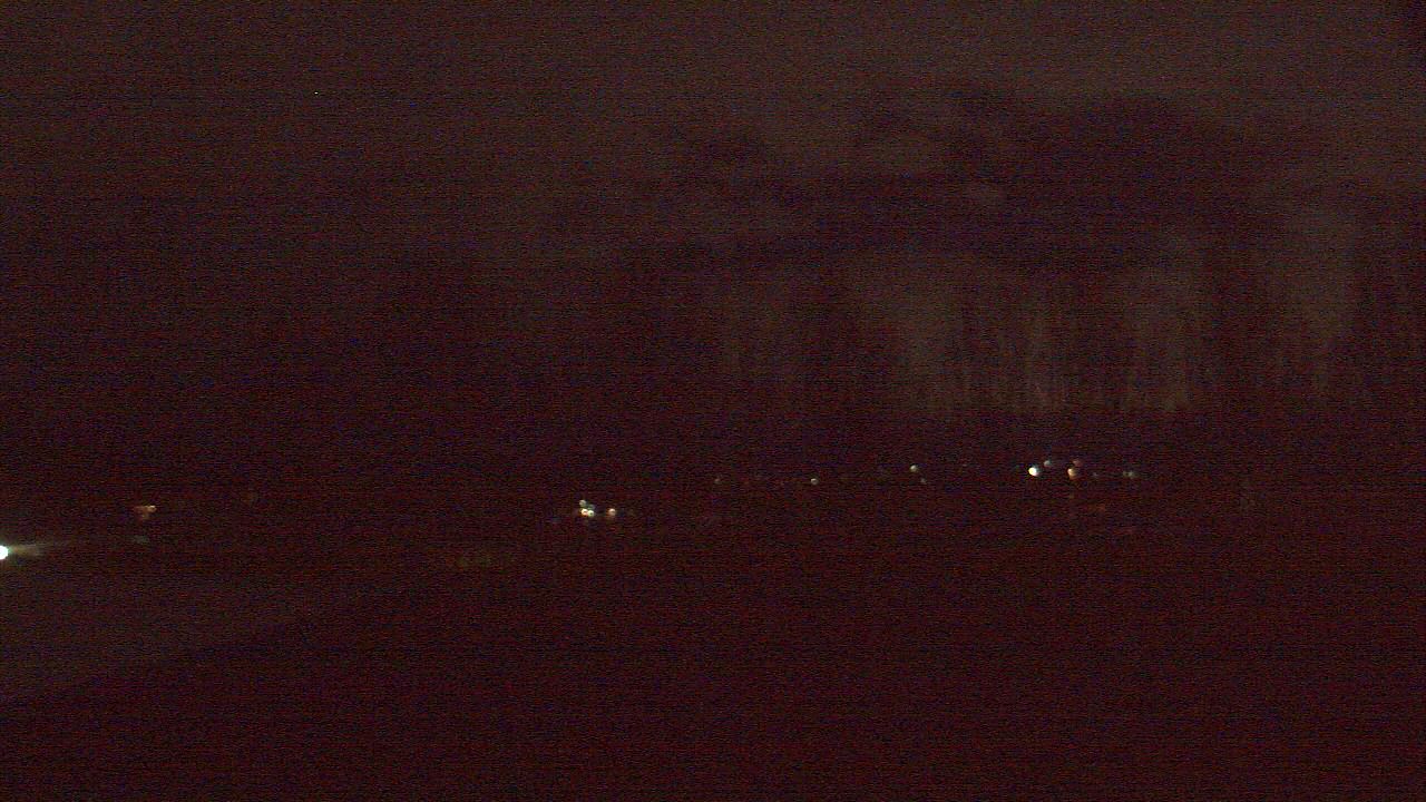 Thumbnail for current weather camera view from Hayes Freedom HS in Camas, Washington