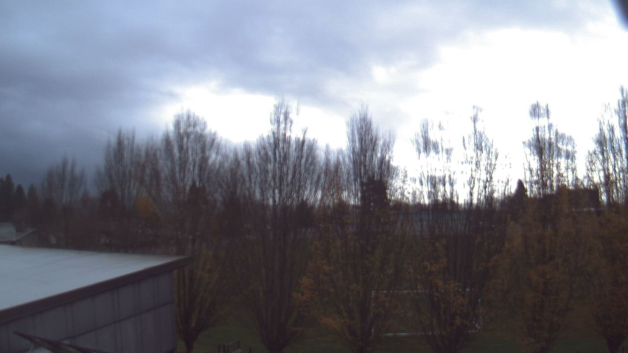 Thumbnail for current weather camera view from Hayes Freedom HS in Camas, Washington